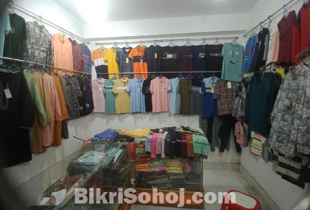 কাপড়ের দোকানের সম্পূর্ণ মালামাল বিক্রয় করা হবে